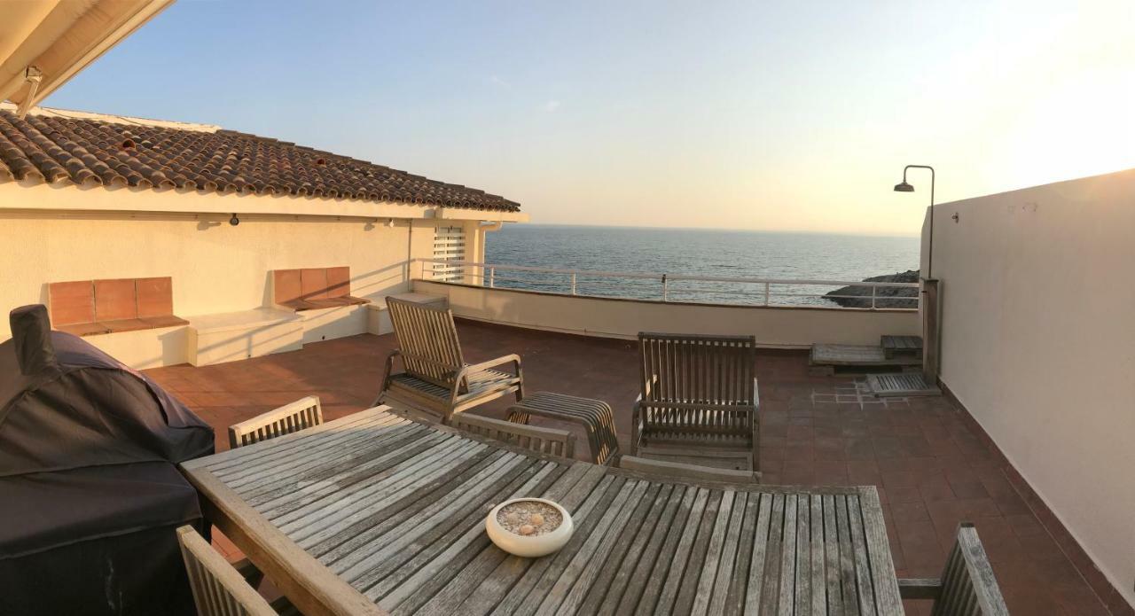 Apartamento Rits Beachfront سالو المظهر الخارجي الصورة
