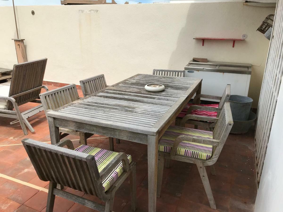 Apartamento Rits Beachfront سالو المظهر الخارجي الصورة