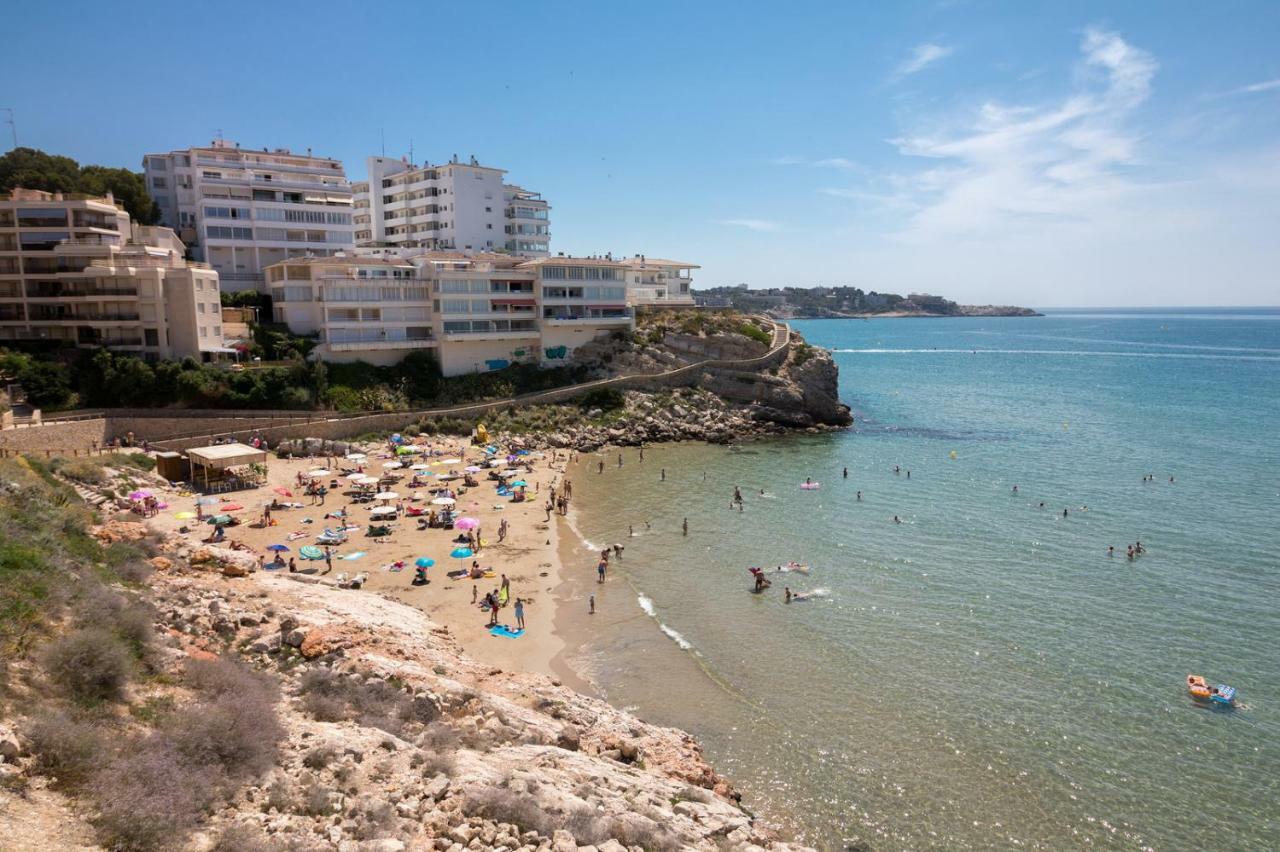 Apartamento Rits Beachfront سالو المظهر الخارجي الصورة